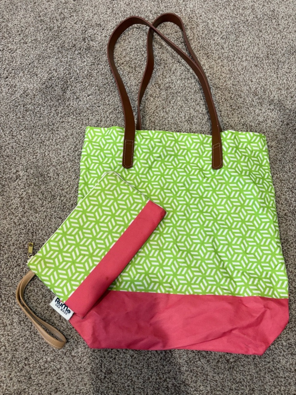 RuME Matching Tote & Wristlet